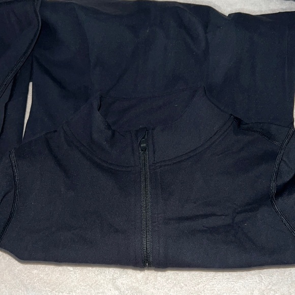 Gymshark Black Workout Jacket!! NWOT!! - Picture 4 of 5